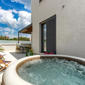 Apartment Lunula, Zadar