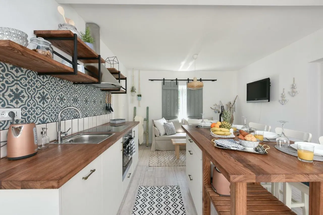 Apartment Nemo Zadar 0*,  Croatia